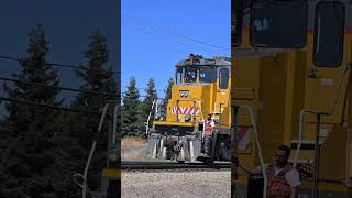 GENSET DIESEL LOCOMOTIVE SWITCHING SIERRA NORTHERN RAILROAD OAKDALE CALIFORNIA [upl. by Dawson]