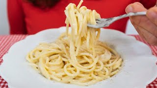 Spaghetti cacio e pepe – la vera ricetta originale alla romana facile e veloce [upl. by Barcroft]