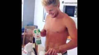 Gabriel Landeskog Making Pancakes [upl. by Johnstone]