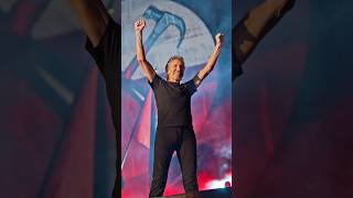 Roger Waters The Wall Tour Has One of the Best Opening Shows Ever 🔨🔨🔨 [upl. by Pendleton]