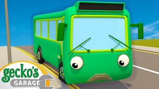 🚌 5 Green Buses 🚌  Geckos Garage Songs｜Kids Songs｜Trucks for Kids [upl. by Mastat525]