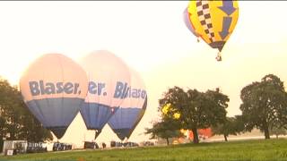 Mit dem Heißluftballon ganz nach oben [upl. by Nameerf]