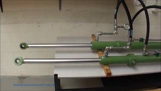 Synchronized hydraulic cylinders  Gleichlauf Hydraulik Zylinder [upl. by Lerat712]