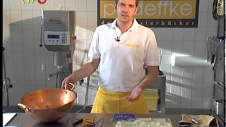 Rezept Kokosmakronen backen mit Dominic Padeffke von der BäckereiKonditorei Padeffke aus Mössingen [upl. by Krongold]