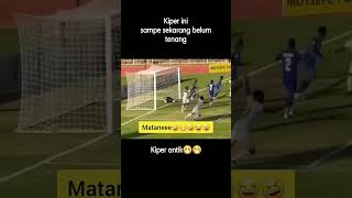 Itu bola masuk atau kaga sih 🤔  fypシ゚viral memes viralvideo shortvideo [upl. by Anovahs291]