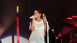 Maren Morris  The Middle Live  Mountain View CA  8418  Flicker Tour  HD [upl. by Shela]