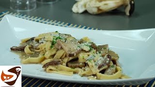 Pasta ai funghi porcini o champignon  primi piatti pasta with mushrooms recipe [upl. by Notsyrb497]