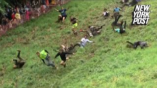 WATCH Gloucestershire Cheese Rolling 2024 competition [upl. by Mehalick]