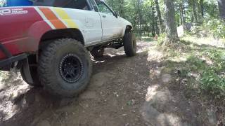 85 4runner 47 low range crawling [upl. by Anuayek828]