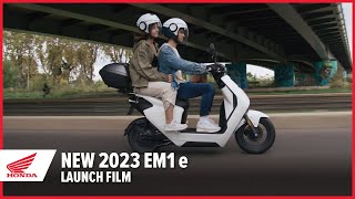 2023 EM1 e Electric Scooter [upl. by Amadeo914]