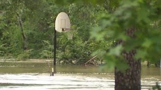 Flood levels rising in Kingwood Conroe communities [upl. by Nagap]