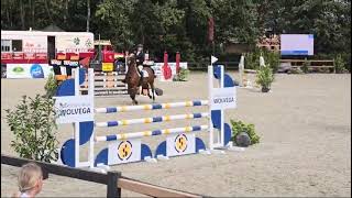 amber kiewiet wint golden ticket op jumping tolbert [upl. by Ettenawtna]