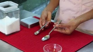 What Is the Difference Between Dinner Spoons amp Teaspoons  Helpful Kitchen Tips [upl. by Eirrehc559]