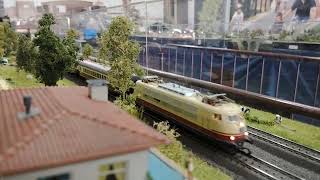 ASOCUFE TREN TRANS EUROPEO EXPRESS TEE quotRHEINGOLDquot MARKLIN E103 DB [upl. by Acinehs288]