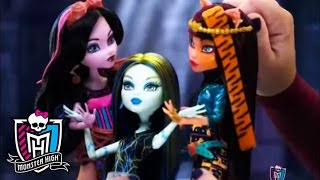 Save Frankie  Monster High [upl. by Dian]