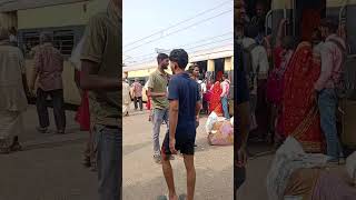 Dekhte chai humro hi rahiye Ashish Yadavrailway viralvideo [upl. by Nytsuj]