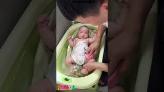 How Can the Baby Bather Seat Make Bath Time EasierShorts [upl. by Cassella839]