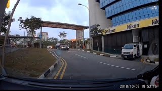 9oct2018 vehicles using prinsep street to avoid erp sim lim sqaure [upl. by Nalyorf]