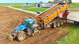 Overloading potatoes  New Holland T8435 Smarttrax  Dezeure Transmax TurboCleaner  High Discharge [upl. by Lehpar782]