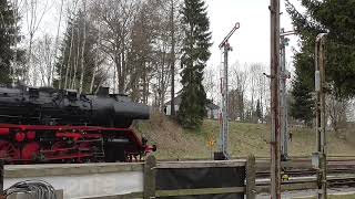 Ostersonderzug dampft mit 50 3616 zehn Waggons und V60 Schublok am 3132024 aus dem Bf Schlettau [upl. by Imehon236]