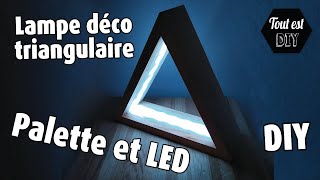 Fabriquer une lampe design avec de la palette et un ruban LED [upl. by Weitman]