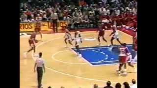 Hersey Hawkins 30pts vs Bulls 1991 [upl. by Roydd]