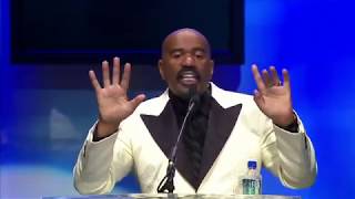 Steve Harvey His Voice Dont Match His Body [upl. by Kano]