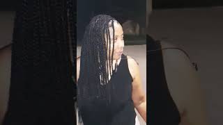 Small knotless box braid on this beauty hairstyle braidhairstylesforblackwomen knotlessbraids [upl. by Ruelle402]