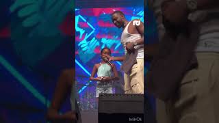 Quel spectacle magique une fille de 9ans danse comme grande au show Dadju et Tayc [upl. by Patin]