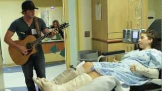 Jerrod Niemann helps Musicians On Call Nashville launch 11th weekly Bedside Program [upl. by Alletse]