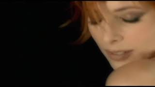 Mylène Farmer  LAmour NEst Rien [upl. by Llirrehs]