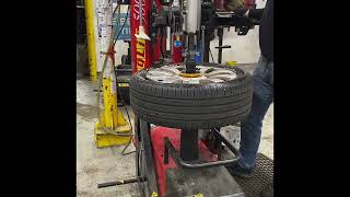 Changing Tires Using a Corghi 5000 Tire Machine [upl. by Gerti866]