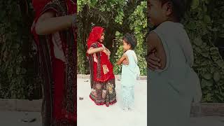 Maja maar la a nanado Rani banke comedy funny dance bhojpurisong [upl. by Wyatt]