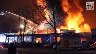 Großbrand zerstört Lagerhalle an der Dieselstraße in Heilbronn [upl. by Etteyniv803]