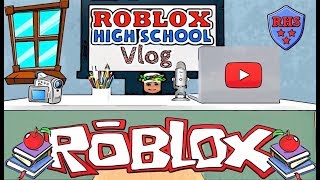 VLOGGING 1ST DAY OF SCHOOL ROBLOX HIGHSCHOOL [upl. by Eeral]