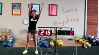 Ksenia Dedyukhina  20 kg kettlebell snatch 215 reps in 10 minutes [upl. by Alida142]