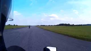 Aprilia rs 125 2T 11kw 1998 vs Yamaha yzf r125 4T 11kw 2013 [upl. by Howlan]