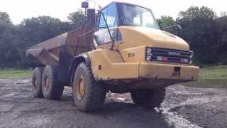 Becoming a dump truck operator in the construction industry [upl. by Yelyah]