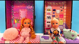 Elsa and Anna toddlers make new friends at a slumber party [upl. by Irol]