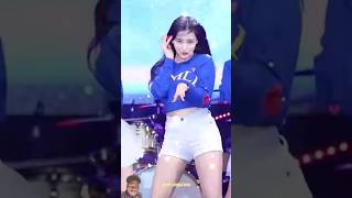 Nancy jewel mcdone  Nancy momoland dance nancy nancymomolandcuteexpressions [upl. by Erelia327]