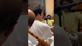 Pt Rakesh Chaurasia ji and Pt Ojhas Aadhya ji  Vrindavan Gurukul Krishna Janmashtami [upl. by Yablon]