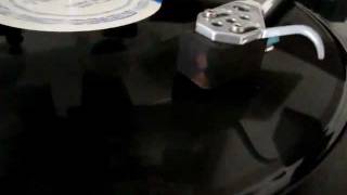 How to Fix a Looping scratched Vinyl LP Record [upl. by Brynne]