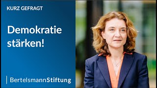 quotDemokratie stärkenquot – Jahresthema der Bertelsmann Stiftung I Kurz gefragt mit Daniela Schwarzer [upl. by Ronnholm32]