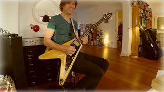 2022 Gibson Custom Shop 1958 Korina Flying V [upl. by Roldan]