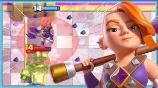 🔥 НОВАЯ ЭВОЛЮЦИЯ ВАЛЬКИРИИ ИМБА НО ЕСТЬ НЮАНС  Clash Royale [upl. by Eeclehc537]