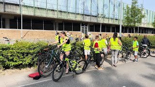 Fietsexamen op basisscholen verdwijnt ‘Heel jammer voor de leerlingen’ [upl. by Clevey]