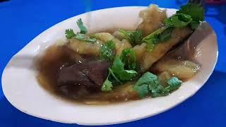 Bangkok Chinatown must eat  Fish maw soup [upl. by Annaoi406]