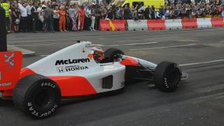 Formula 1 London F1 Live Car Parade [upl. by Buell105]