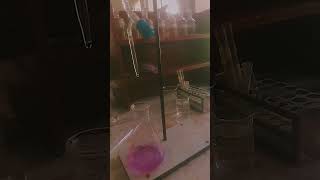 Titration chemsitryexperimentytshortsexplorefypforyousciencefunnyviralvideotrending [upl. by Eboh]