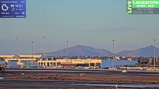 🟢 27122023 LIVE LANZAROTE AIRPORT  CLOSEST WEBCAM  Nighttime 143 [upl. by Airamzul935]